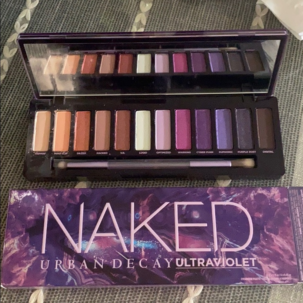 Urban decay Ultra Violet palette